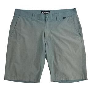 TravisMathew Golf Short Performance Sweat-Wicking 9.75” Inseam Teal Men’s Sz 35